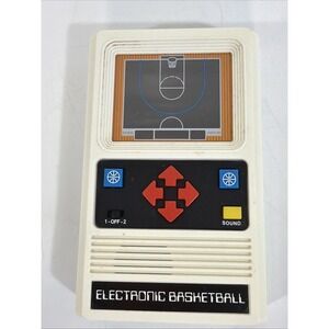 Mattel Classic Basketball Handheld Electronic Game 2003 TESTED WORKS